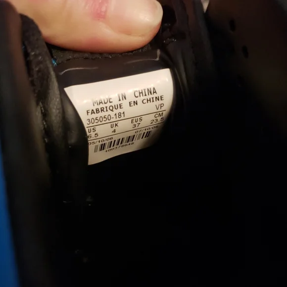 Nike Stiletto Heels – Blue & Black – Sneaker-Style High Heels – Statement Shoes - Picture 2 of 6